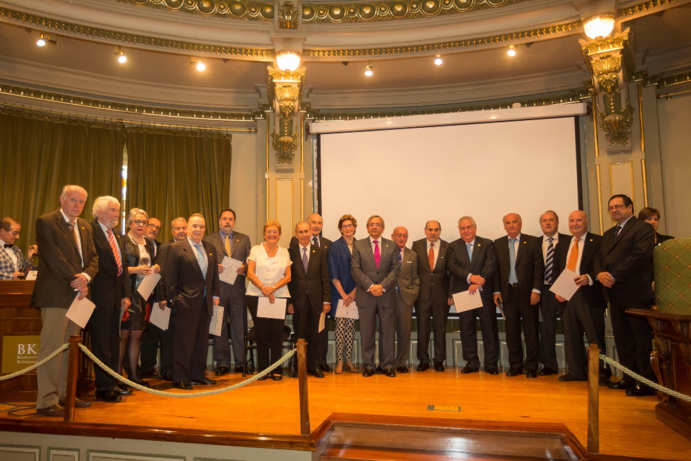Nuevos académicos de honor de la Academia de Ciencias Médicas de Bilbao